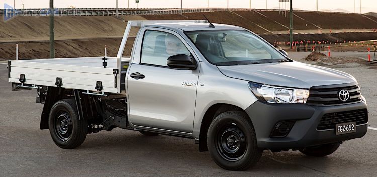2016, 2017, 2018, 2019, 2020, 2021, 2022, 2023, 2024, 2025, 2026 Toyota Hilux 2.4 D-4D Single Cab
