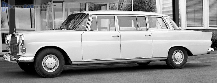 1967 Mercedes 200 D LWB W110