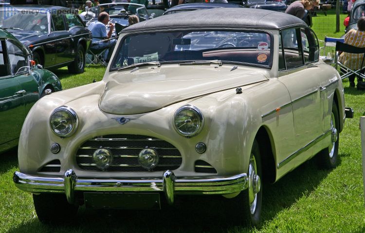 1952, 1953, 1954, 1955, 1956, 1957 Jensen Interceptor Sedan
