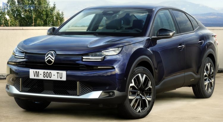 2025, 2026 Citroën C4 X Hybrid 136