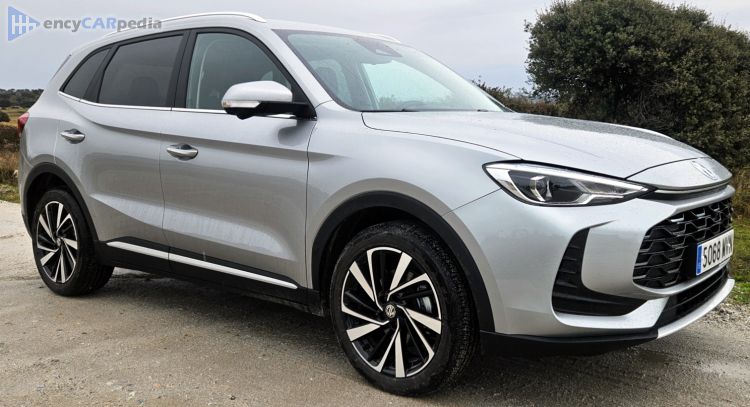 2025, 2026 MG ZS 1.5
