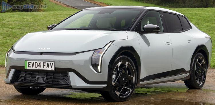 2025, 2026 Kia EV4 Fastback Standard