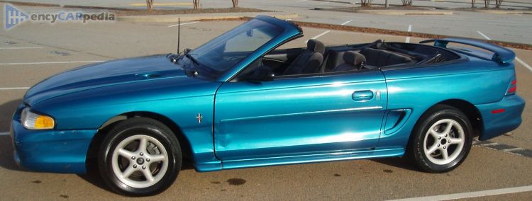 1994, 1995 Ford Mustang V6 Décapotable