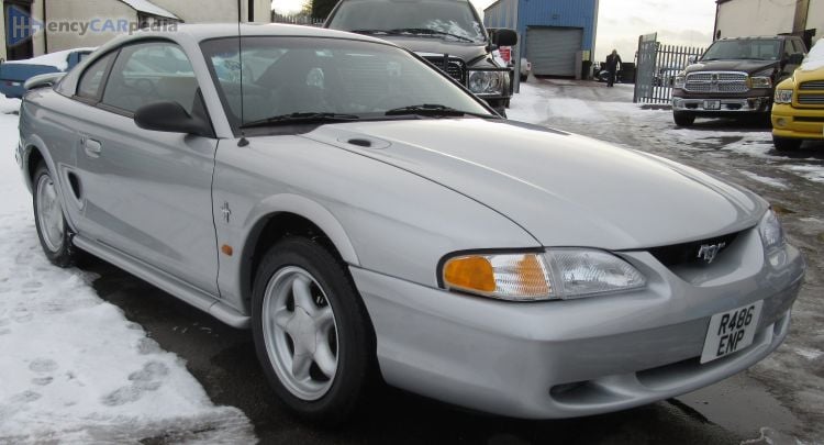 1996, 1997, 1998 Ford Mustang V6 Coupé