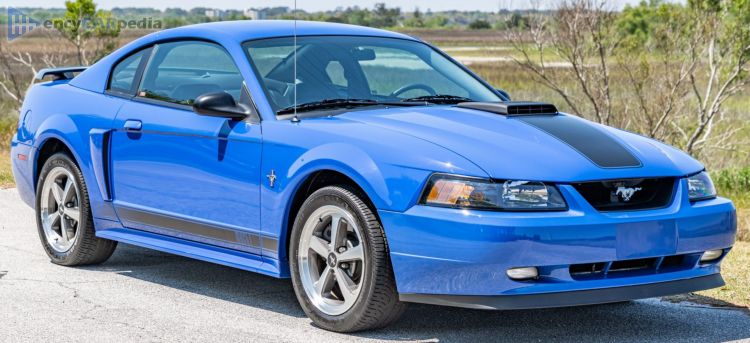 2003, 2004 Ford Mustang Mach 1 Coupé