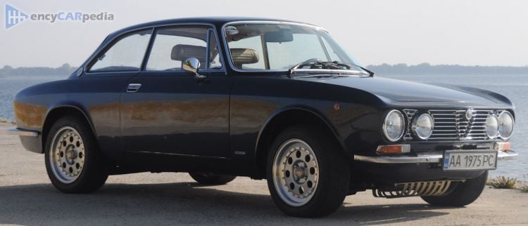 1974, 1975, 1976 Alfa Romeo GT 1300 Junior 105.30