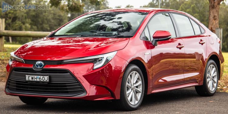 2022, 2023, 2024, 2025, 2026 Toyota Corolla 1.8 Hybrid Saloon
