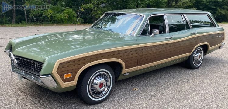 1970 Ford Torino Squire Station Wagon 351