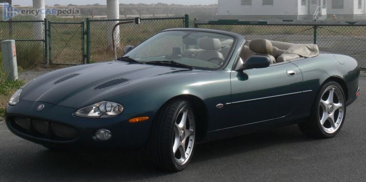 2002, 2003, 2004, 2005 Jaguar XKR Cabrio X100