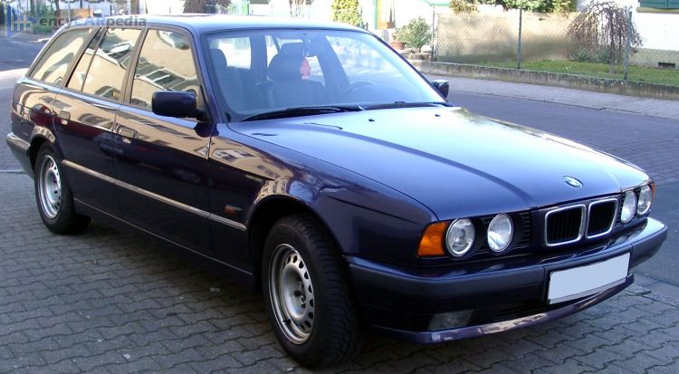 1993, 1994, 1995, 1996 BMW 525td touring E34