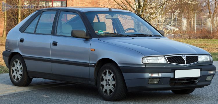 1993, 1994, 1995, 1996 Lancia Delta 2.0 16v LS