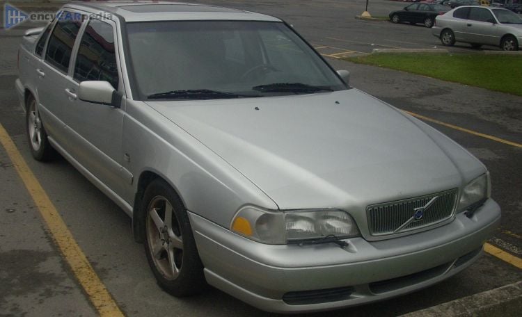 1999, 2000 Volvo S70 2.5D