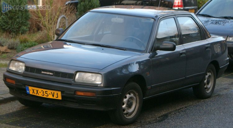 1991, 1992 Daihatsu Applause Li