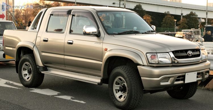 2002, 2003, 2004, 2005 Toyota Hilux 4x4 2.5 D-4D Double Cab